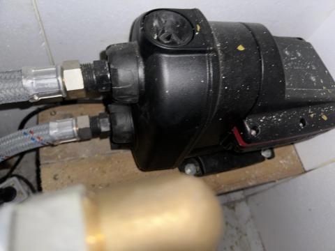 Grundfos nyomásfokozó szivattyú Grundfos nyomásfokozó szivattyú