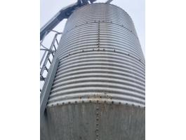 Takarmány siló 6 tonna kapacitással Csornán