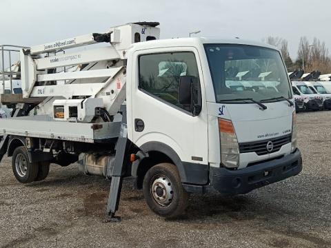 Nissan Cabstar Oil&Steel Snake 2010 Compact RE - 20 m - 200 kg Nissan Cabstar Oil&Steel Snake 2010 Compact RE - 20 m - 200 kg