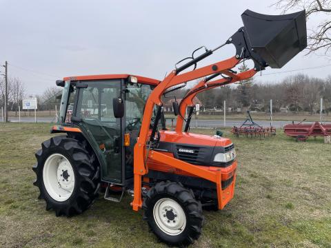 Kubota 46LE HI-Speed Vmax: 26 km/h PowerShift, Klíma, Új Homlokrakodó, Ingyenes Szállítás, Szervizelt japán traktor kistraktor Kubota 46LE HI-Speed Vmax: 26 km/h PowerShift, Klíma, Új Homlokrakodó, Ingyenes Szállítás, Szervizelt japán traktor kistraktor