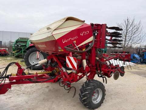 Pneusej Venga 450 vontatott gabonavetőgép eladó Pneusej Venga 450 vontatott gabonavetőgép eladó