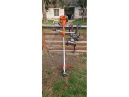 Kórós Község Önkormányzata eladásra kínálja a képeken látható Husqvarna 545RX fűkaszát