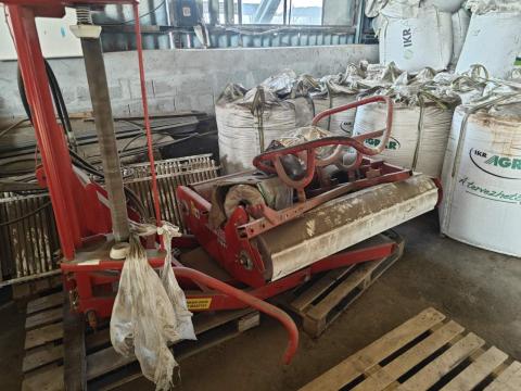 Metal-Fach Z560 bálacsomagoló eladó