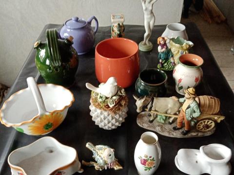 Porcelán és kerámia dísztárgyak, apróságok eladók Porcelán és kerámia dísztárgyak, apróságok eladók