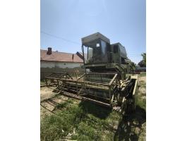 Eladó Fortschritt E-514 kombájn szalmaszecskázóval