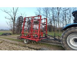 6, 6m vontatott kombinátor