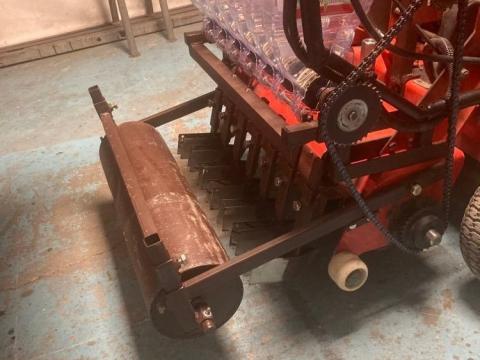 Önműködő motoros vetőgép általános használatra, HONDA motorral