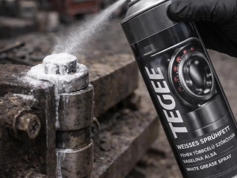 TG Weisses Sprühfett (400 ml) - Fehér többcélú szórózsír TG Weisses Sprühfett (400 ml) - Fehér többcélú szórózsír