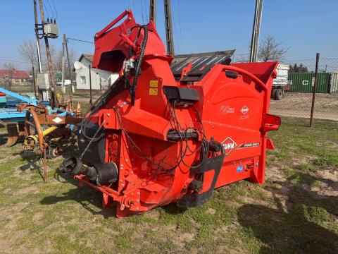 Kuhn szalmafújó almozó bálabontó