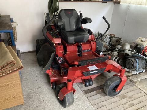 TORO Zmaster 4000 nullafordulós ráülős fűnyírógép