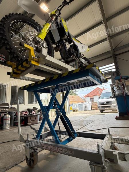 Ollós emelő / Görgősoros emelő / Motoremelő / Ollós emelőkocsi / Emelő asztal