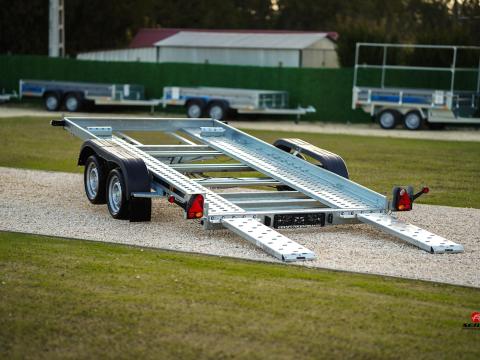 Új autószállító utánfutó (4x2m - 2000kg) most 1.599.000 Ft helyett bruttó 1.499.000 Ft