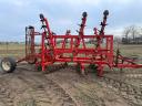 5,2 méteres vontatott ásóborona hidraulikusan felcsukható kivitel