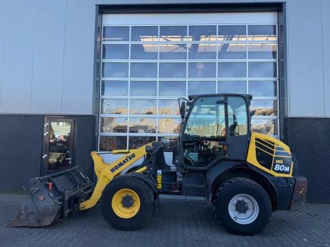 Komatsu WA80M-7 / 2015 / 6 122 üzemóra / Lízing 20%-tól