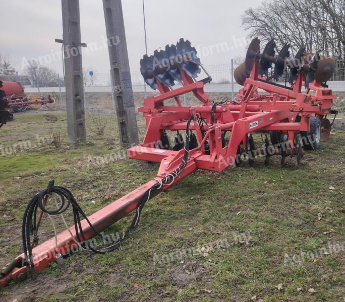 Kühne 5,2 méteres nehéztárcsa jó műszaki állapotban,  2005-ös évjárat