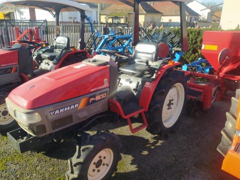 YANMAR F200, 20 LE, 4 WD, 3 hengeres motorral, 140 cm talajmaróval, tetővel, új akkumulátorral, 440 üzemórával