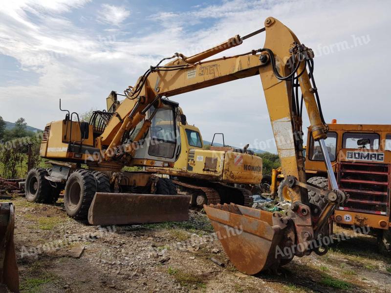 Liebherr M 312.darabokban