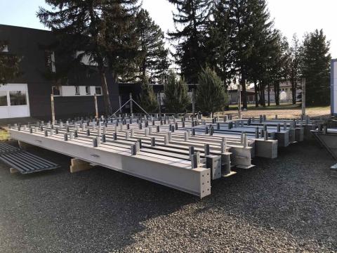 Eladó vadonatúj csarnokszerkezetek