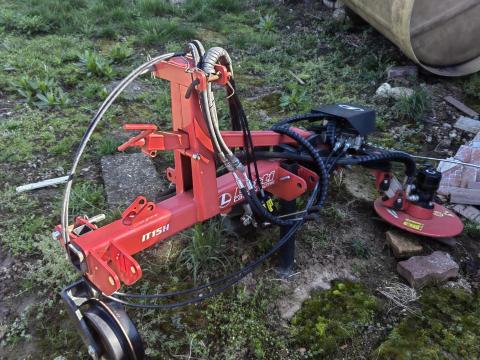 Lotti soraljművelő IT 15 H