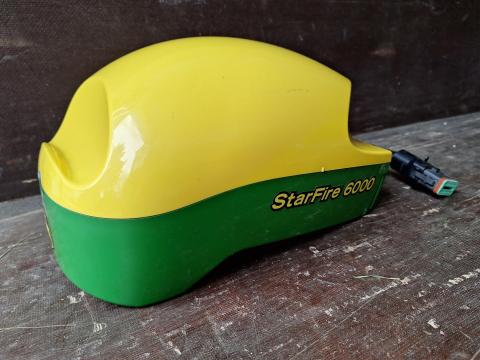 John Deere SF6000 Antenna