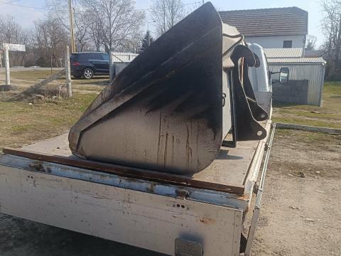 JCB teleszkópos rakodógépre való kanál