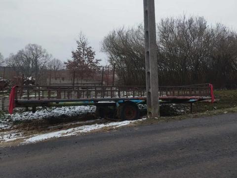 Bálaszállító pótkocsi