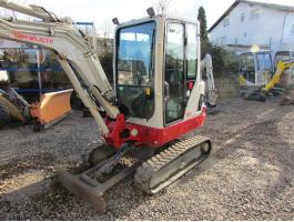 Takeuchi TB 225 V3 Powertilt / 2021 / 1640 üzemóra / Lízing 20%-tól