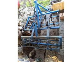 Kistraktor kombinátor 110 cm rögtörővel eladó