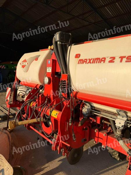Kuhn Maxima 2TS szemenkénti vetőgép jó állapotban eladó