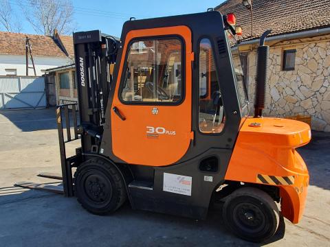 Doosan D30GP targonca eladó