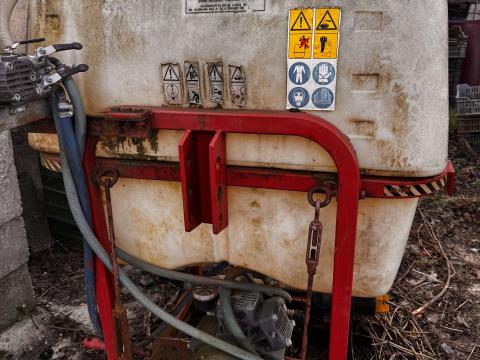 Interat 300L függesztett permetező – UDOR vezérléssel