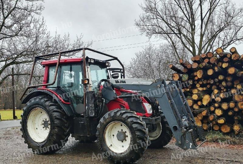 Valtra N113 Twin Truck 2012-es erdészeti traktor eladó
