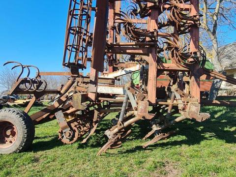 Krm 8.4-es forgókapás magágykészítő eladó