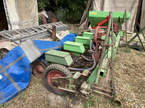 Hassia szemenkénti vetőgép eladó