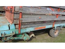 Steyr rendfelszedő Hamster pótkocsi