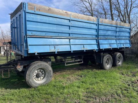 Kassbohrer 3 tengelyes pótkocsi eladó
