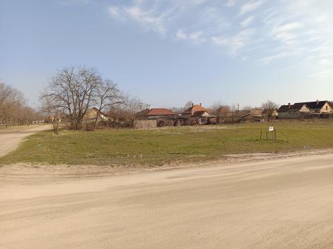 Bugacon telek eladó