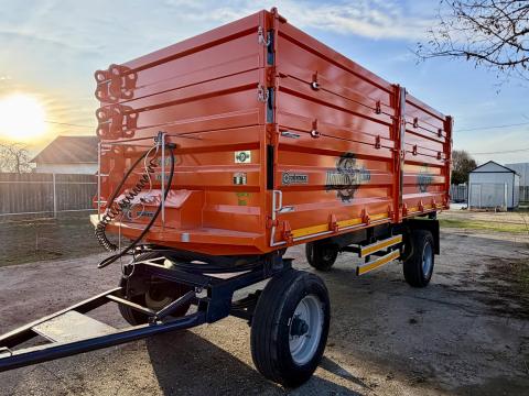 Pótkocsi – 2 tengelyes, 3 irányba billenő UGURLU - 8 tonnás Pótkocsi – 2 tengelyes, 3 irányba billenő UGURLU - 8 tonnás