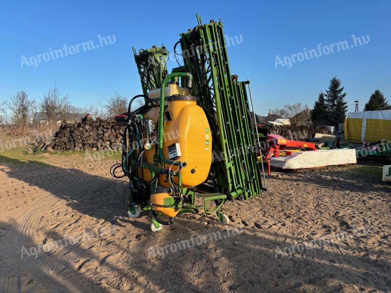 Amazone UF 1200/21 vegyszerező/permetező