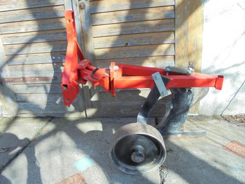 Bagodi BEA 21/25-1 függesztett szögállítós eke Bagodi BEA 21/25-1 függesztett szögállítós eke