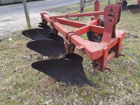 3 fejes ágyeke eladó