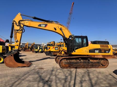 Caterpillar 330 D / 2007 / 14 280 üzemóra / Lízing 20%-tól