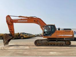 Doosan DX300LC / 2008 / 11625 üzemóra / Lízing 20%-tól