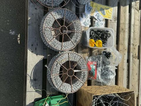 Villanypásztor szett eladó