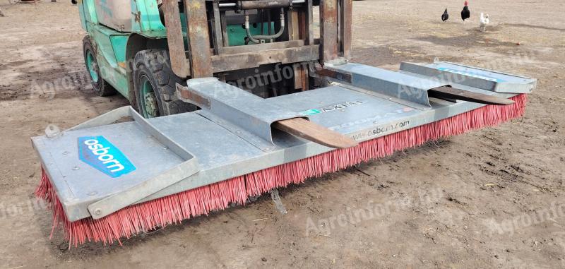 Broomate Osborn 240 cm-es seprű