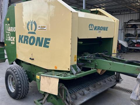 Krone vario Pack 1500 körbálázó Krone vario Pack 1500 körbálázó