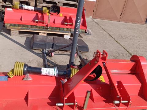 Árzuhanás! Most 100 ezer forint kedvezmény március 31-ig! Mulcsozó, vízszintes tengelyű kalapácsos szárzúzó Árzuhanás! Most 100 ezer forint kedvezmény március 31-ig! Mulcsozó, vízszintes tengelyű kalapácsos szárzúzó