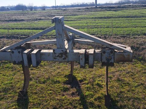 3 késes altalajlazító eladó 3 késes altalajlazító eladó