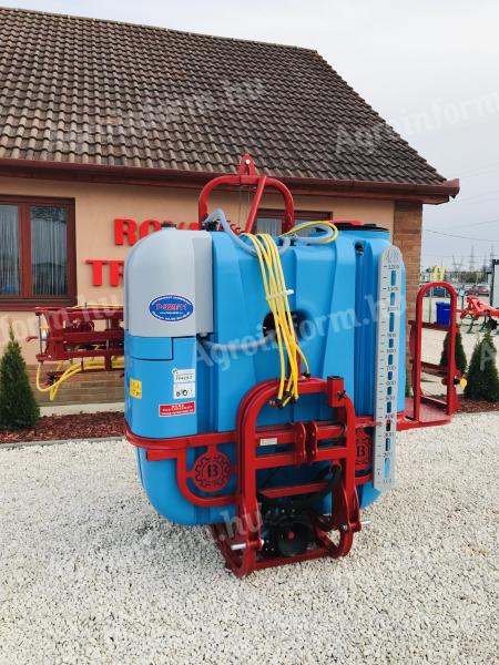 BIARDZKI 1200/15 függesztett szántóföldi permetező