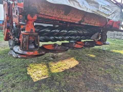 Kuhn FC300 RG kasza eladó,  hengeres szársértős